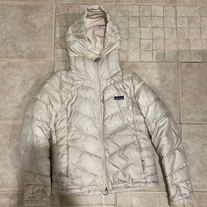Patagonia Down Puffer jacket- beige